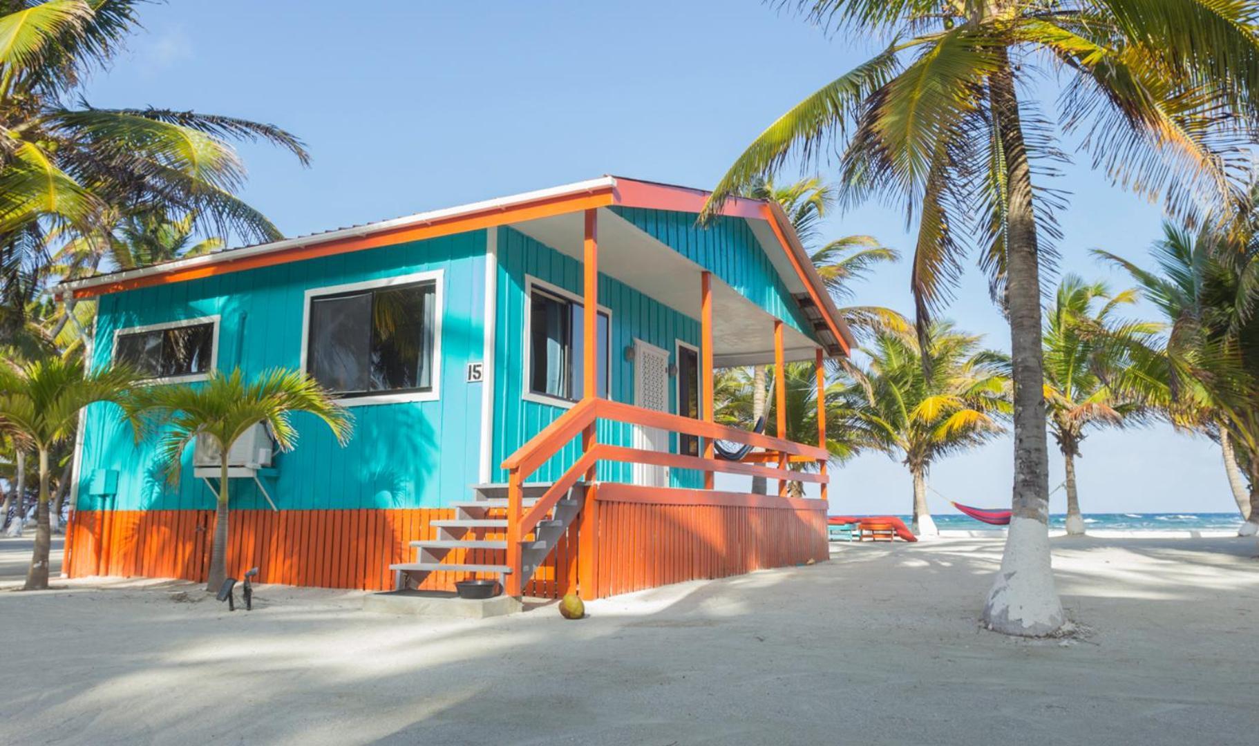 Blue Marlin Beach Resort Dangriga Buitenkant foto